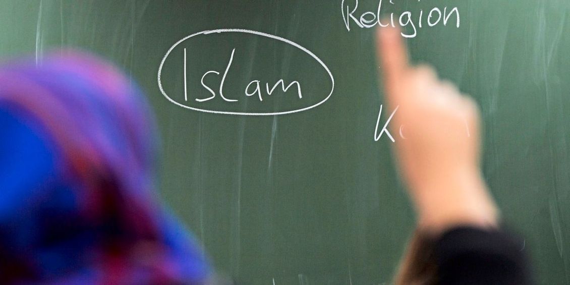 41 Prozent der jungen Muslime sehen islamische Gebote über den Gesetzen stehen